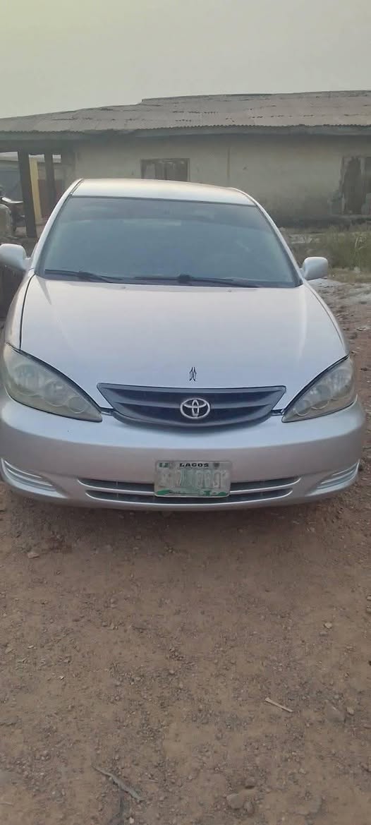 A picture of 2003 Toyota Camry big daddy