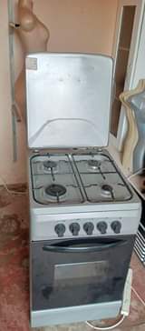A picture of BRESTO gas cooker on the sale