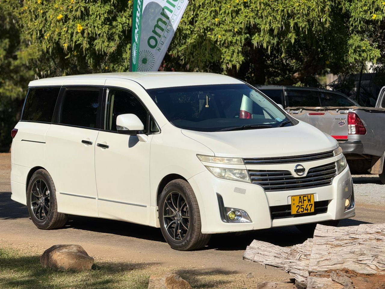 used nissan elgrand