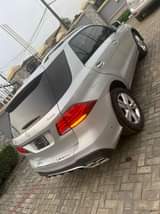 A picture of Tokunbo Mercedes Benz ml 350 upd to GlE 2018 model
