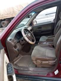 A picture of Honda CRV 2005 The engine is okk The gear is