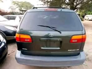 A picture of VERY CLEAN AND NEAT DIRECT TOKUNBO Make TOYOTA SIENNA Model