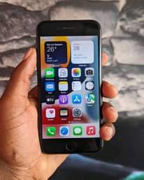 A picture of I phone 7 plain