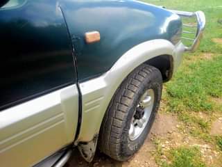 A picture of Nissan Mistral