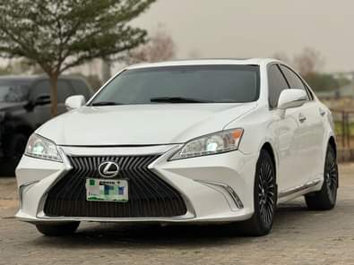 A picture of SUPER CLEAN LEXUS ES 350 2008 MODEL PRICE 10M SLIGHTLY