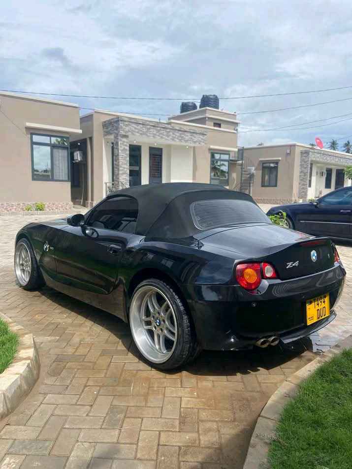 A picture of BMW Z4