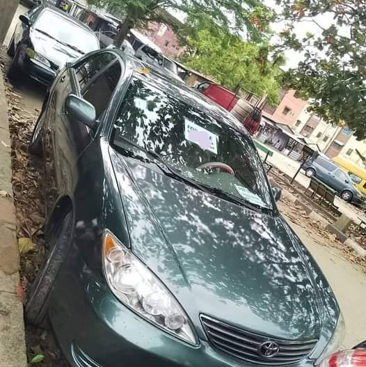 A picture of 2002 Toyota Camry