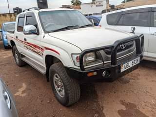 A picture of TOYOTA Hilux Quick sell Wtsup 0776717226