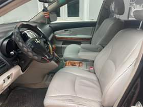 A picture of Owner need money today extremely clean and sound Lexus rx330