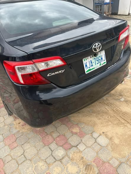 A picture of 2013 TOYOTA Camry