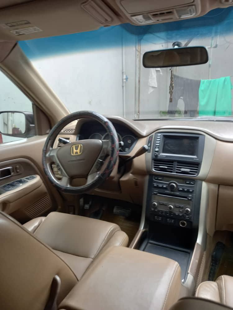 A picture of Registered honda pilot 2007 model With camera untouched engine and