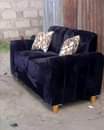 A picture of Nichek nikubadilishie Kitambaaa cha sofa au nikutengenezee Sofa mpya garama