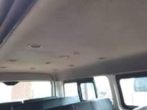 A picture of Manual drive bus Toyota Hiace pick 1.8 Leather seat Clean