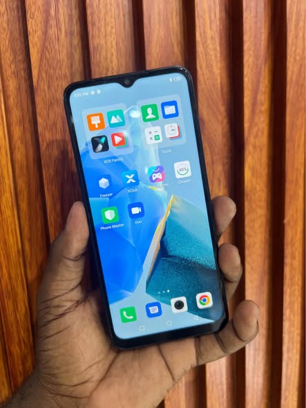 A picture of INFINIX HOT 30i Storage 128GB Price 155 000 K Koo