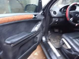 A picture of 2010 ML Mercedes 2010 350 ML Formatic