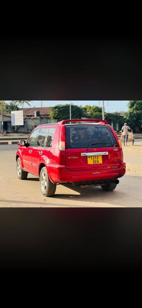 A picture of NISSAN XTRAIL TSH 6 8 M CALL 0712973480