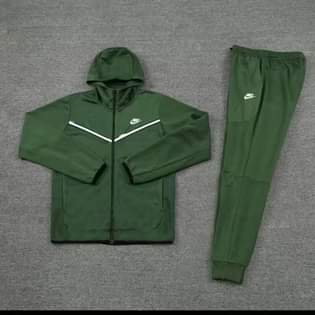 A picture of Nike tech fleece
