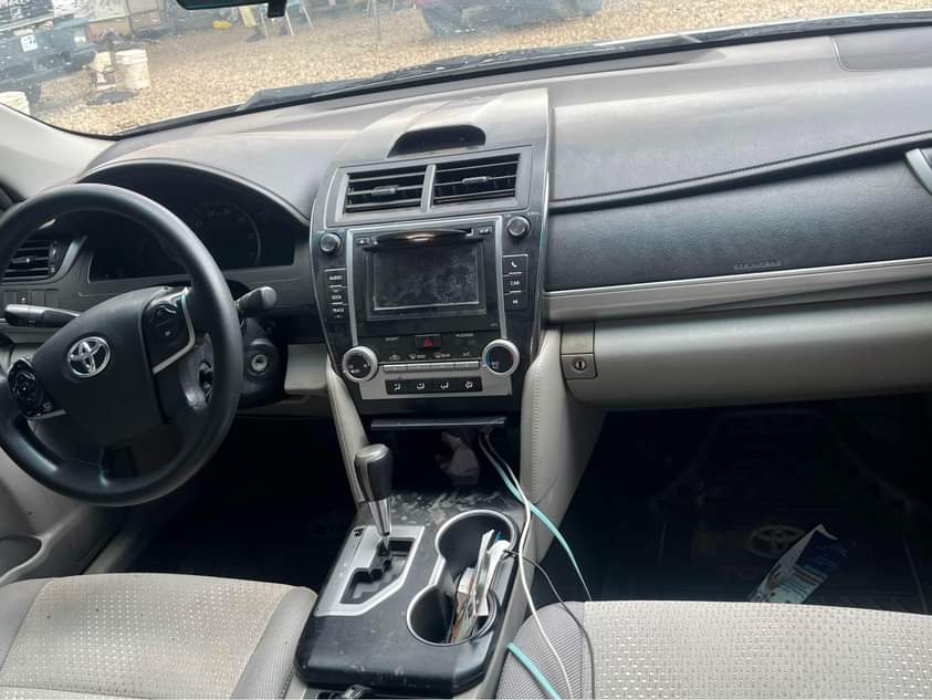 A picture of Dealers deal for today 2013 camry used with on ac