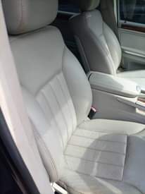 A picture of Mercedes benz 4matic petro 18m