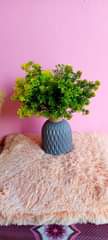 A picture of Artificial flowers zinapatikana.