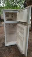 A picture of NAUZA FRIDGE YANGU HITACHI INAGANDISHA BALAA NIPENI 280K TU KINONDONI