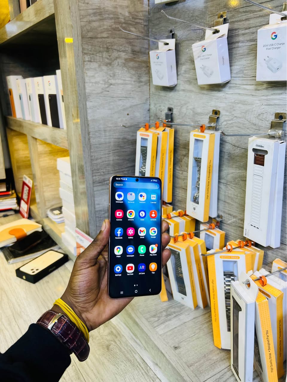 A picture of Samsung S21 PLUS storage 128GB RAM 8GB Price 285 000