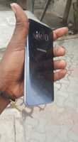A picture of SAMSANG S8