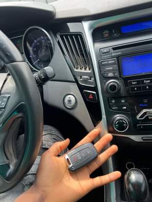 A picture of Reg Hyundai Sonata 2012 model Full option Briefly Used Accident