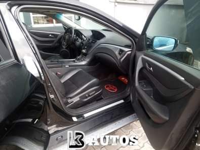 A picture of KB AUTOs First body Acura ZDX full option Year 2012