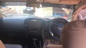 A picture of LAND CLUISER V8 BEI M45