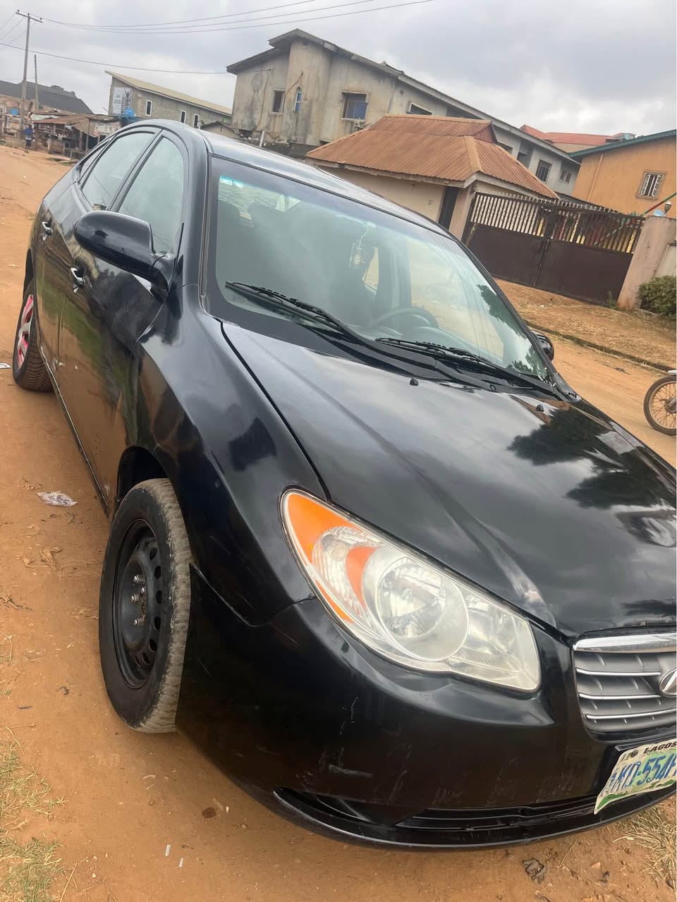 A picture of Hyundai Elantra 2009 flash on first body