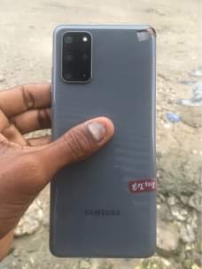 A picture of Samsung s20 5G