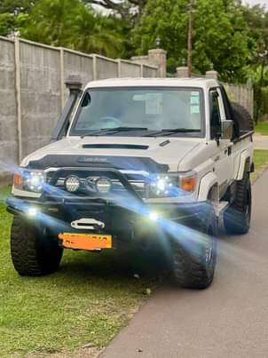 toyota land cruiser