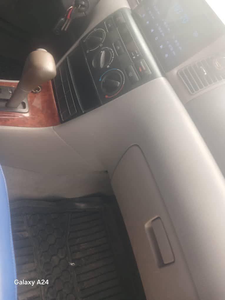 A picture of Toyota Corolla 05