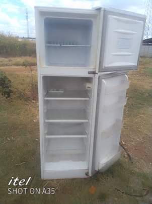 classifieds/fridges