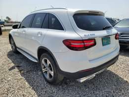 A picture of Where Luxury Lives Foreign Used 2019 Mercedes Benz GLC300 Fullest