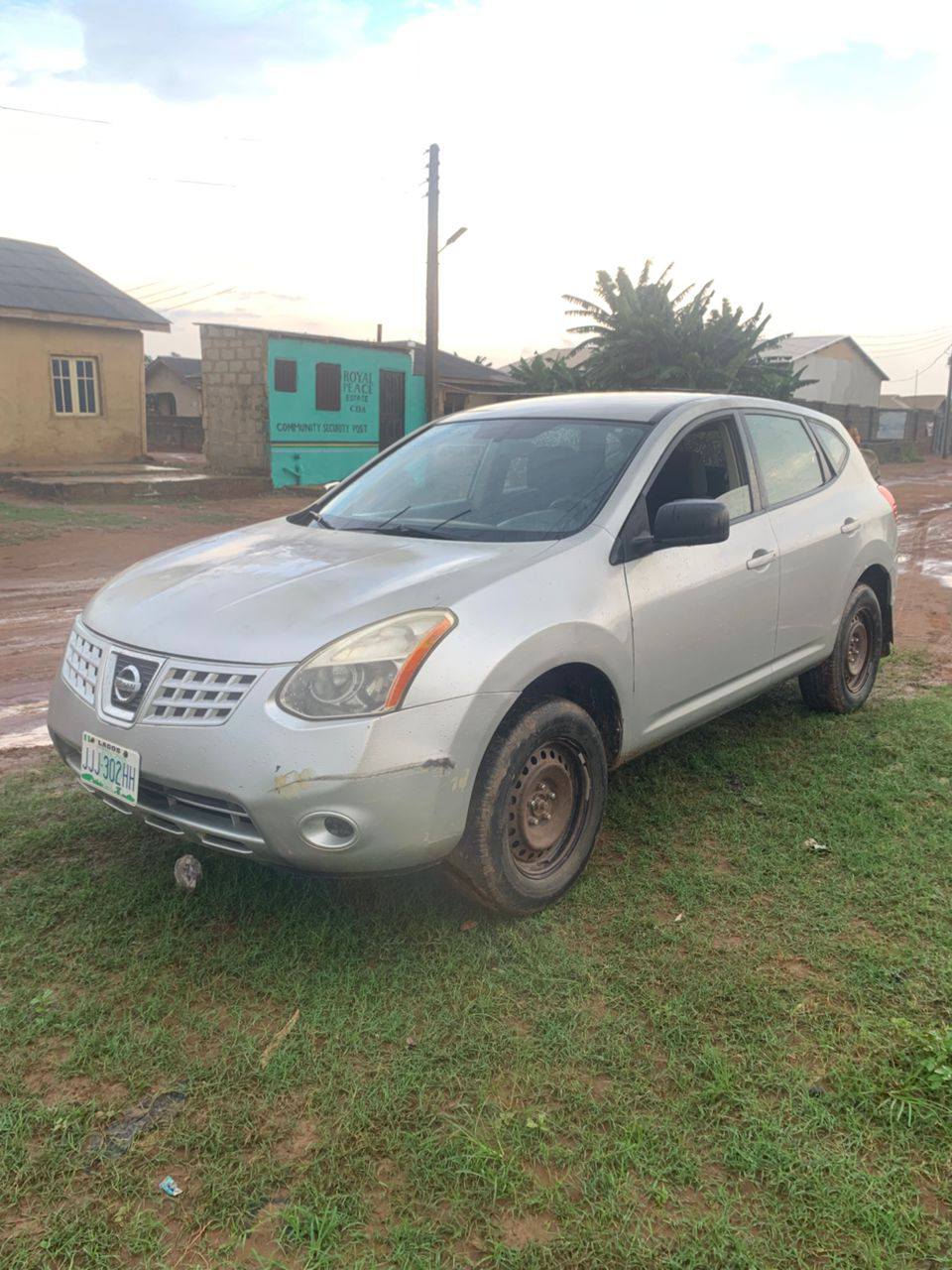 A picture of Nissan rogue 2009 First body Engine untouched Gear untouched Ac