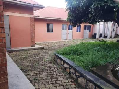 A picture of OFFER MUKONOnabuti 50by120fts 3Bedrooms. 90m 3Boys Quoters Garage 2bathrooms. 078547