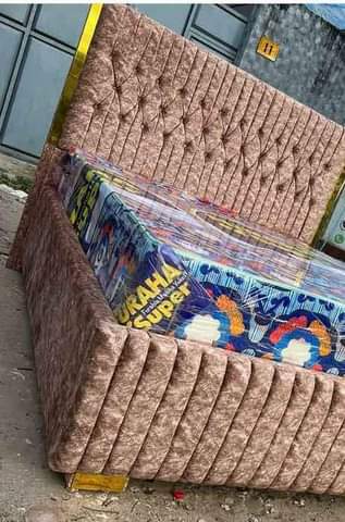 A picture of Bedsofa mpya kwa 160000 tuu na malipo baada ya mzigo