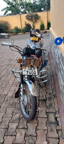 A picture of Senke SK125 2017 Red