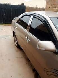 A picture of 2004 Toyota Camry 2004