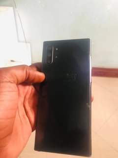 A picture of SAMSUNG NOTE 10
