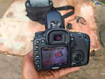 A picture of CANONICAL EOS 7D
