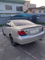A picture of 2004 model Camry