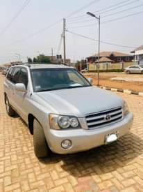 A picture of Toyota Highlander 2006
