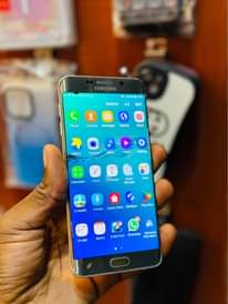 A picture of Samsung S6 edge plus