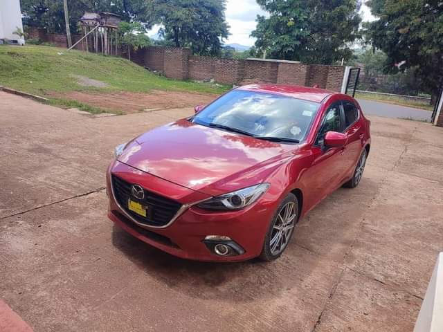 mazda axela
