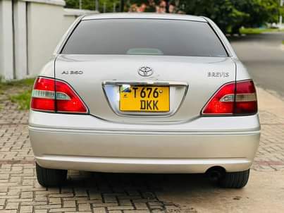 A picture of TOYOTA BREVIS NAMBA D PIGA 255 714 550 592