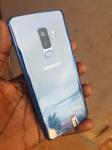 A picture of Sumsung galaxy s9plus
