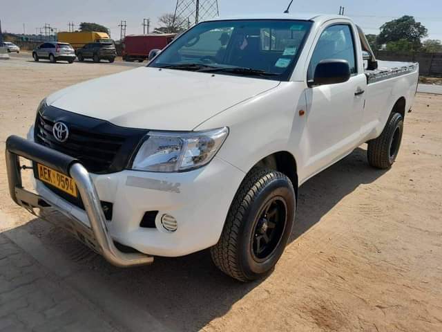 used toyota hilux